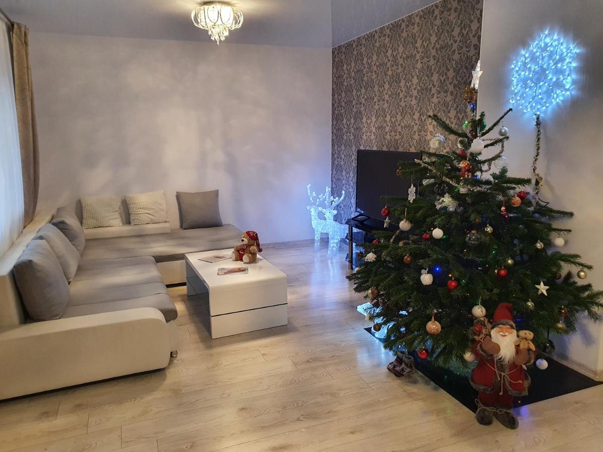 Svetes House - Garden & Bbq & Parking Villa Liepaja Luaran gambar