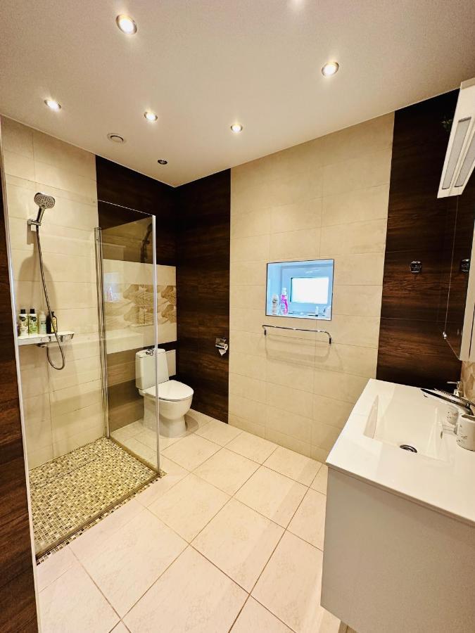 Svetes House - Garden & Bbq & Parking Villa Liepaja Luaran gambar